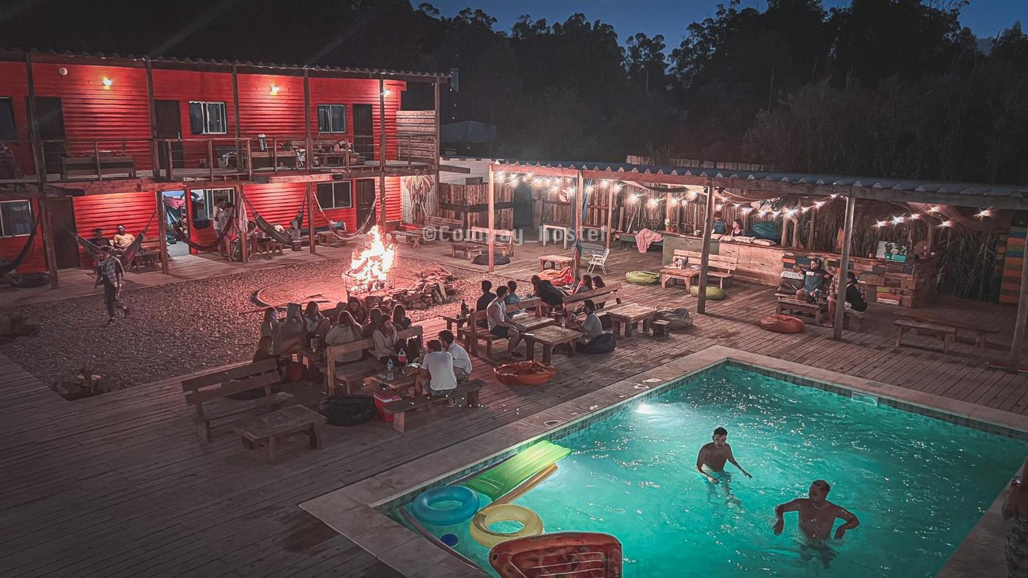 Compay Hostel 拉佩德雷拉 外观 照片